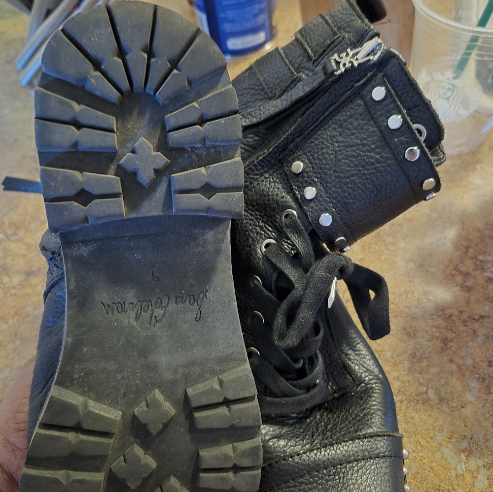 Vintage black studded ankle bootie by Sam Edelman - Picture 4 of 4